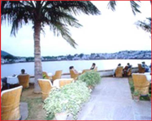 Pushkar Palace - Lakeside Sitting Area